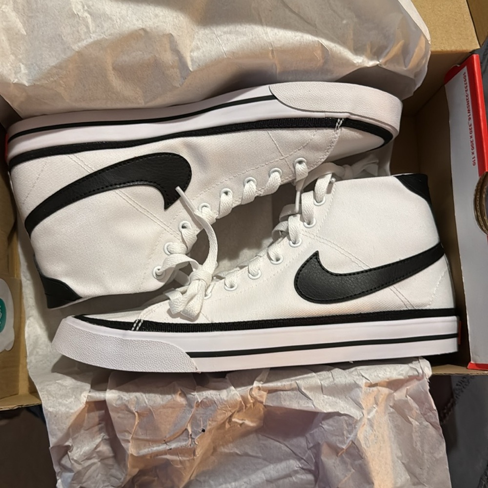 *BRAND NEW NIKES*